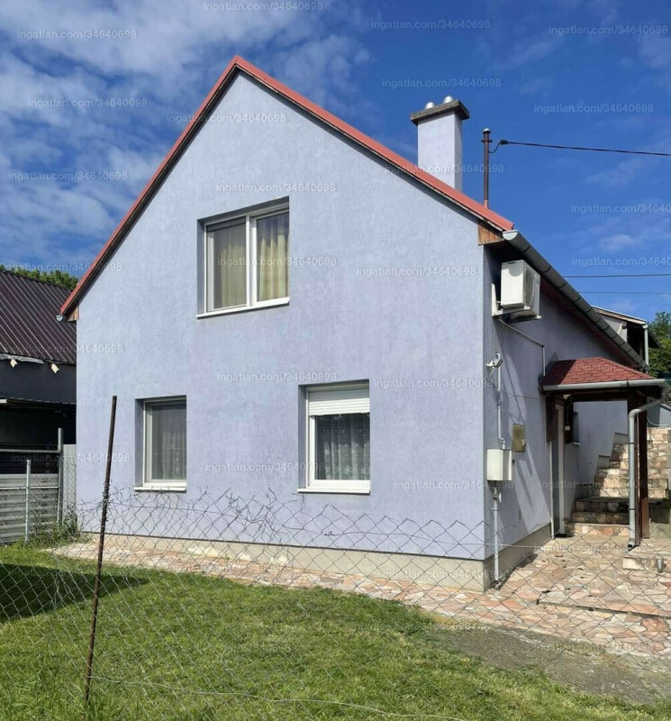 Listing photo