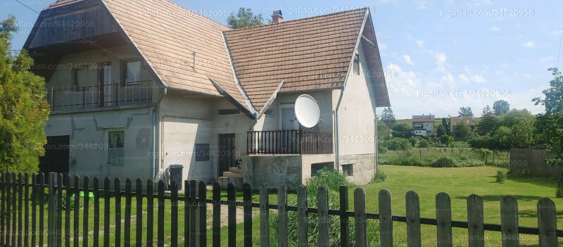 Hirdetés fotója