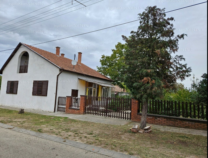 Hirdetés fotója