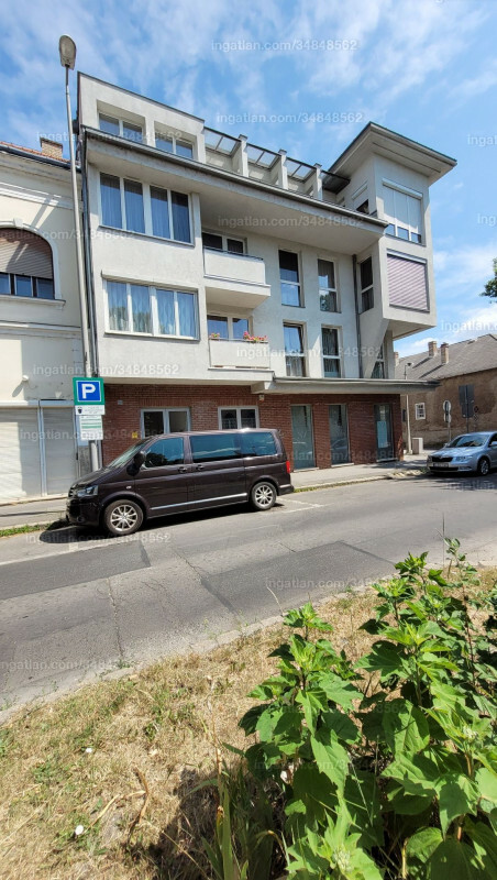 Listing photo