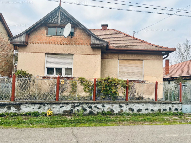 Listing photo