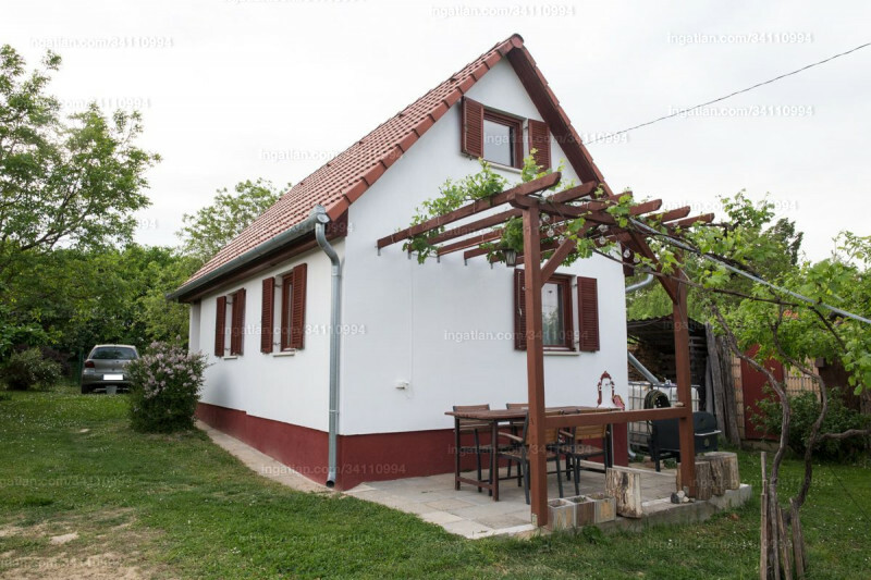 Listing photo