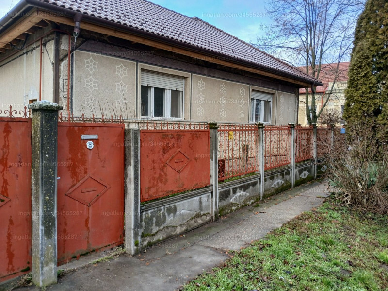Hirdetés fotója