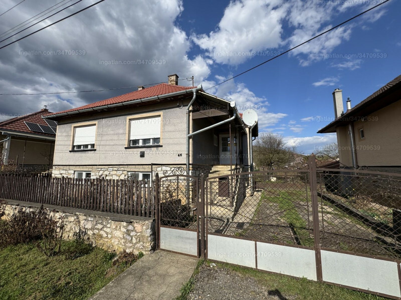 Listing photo