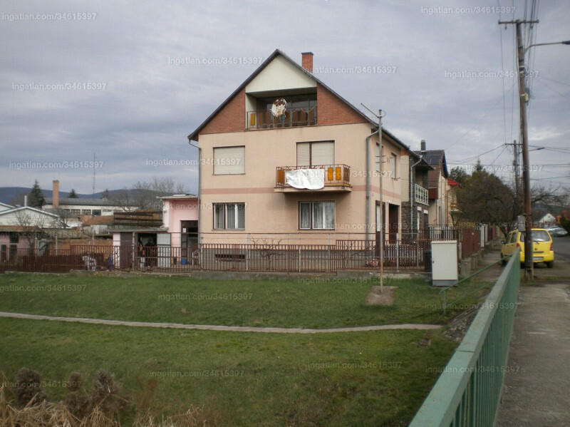 Hirdetés fotója