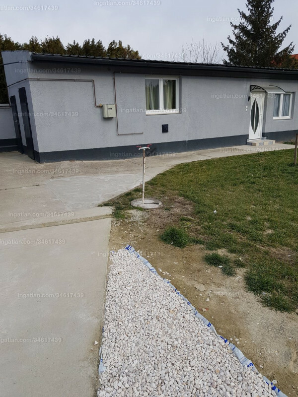 Hirdetés fotója