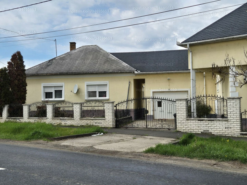 Listing photo