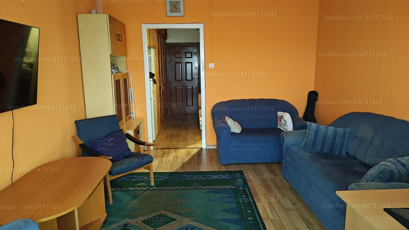 Listing photo
