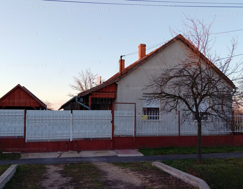 Listing photo