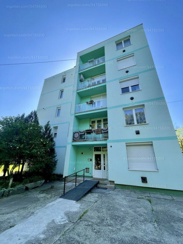 Listing photo