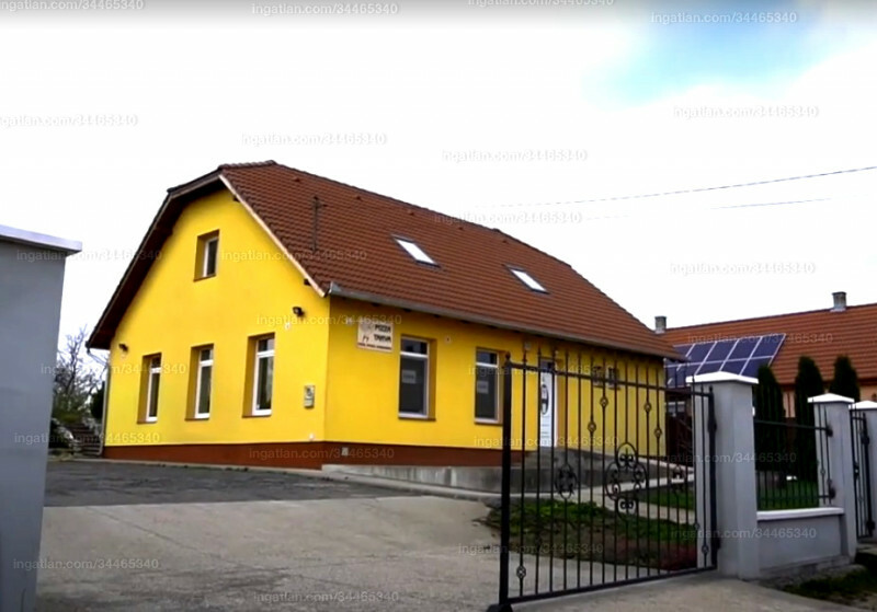 Hirdetés fotója