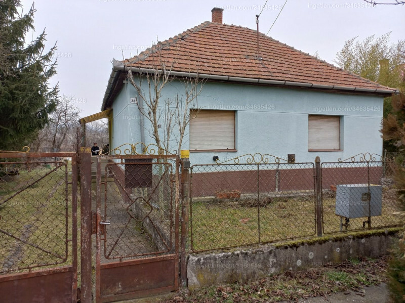 Hirdetés fotója