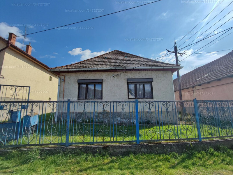 Listing photo