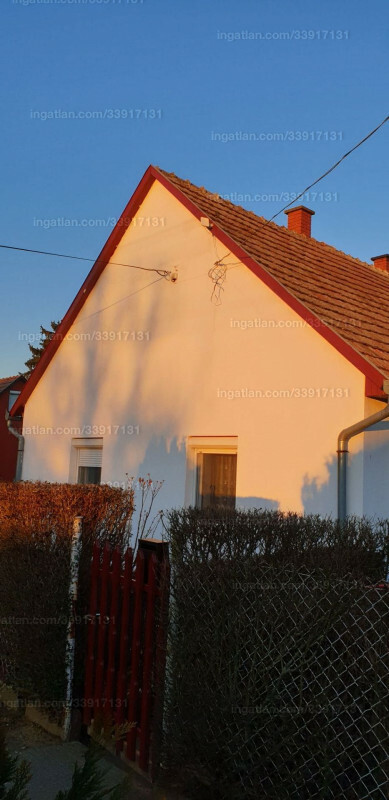 Hirdetés fotója