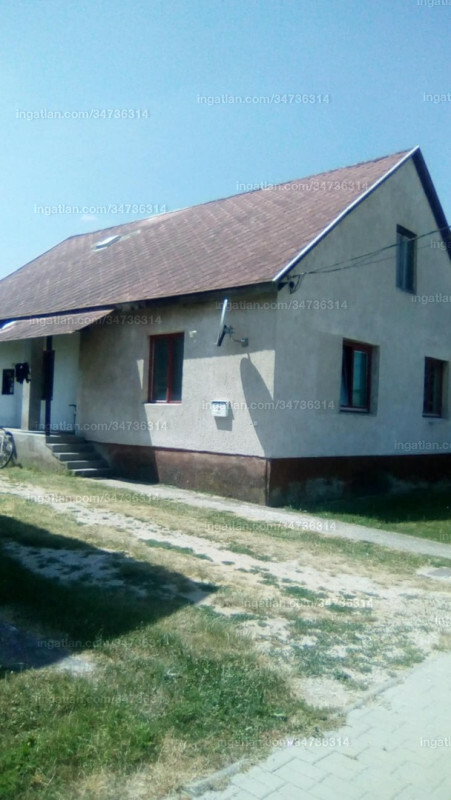 Listing photo