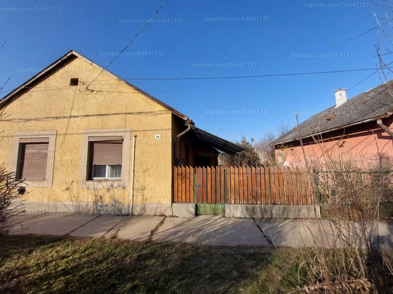 Listing photo