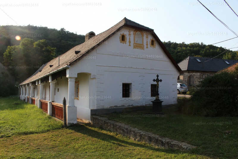Hirdetés fotója