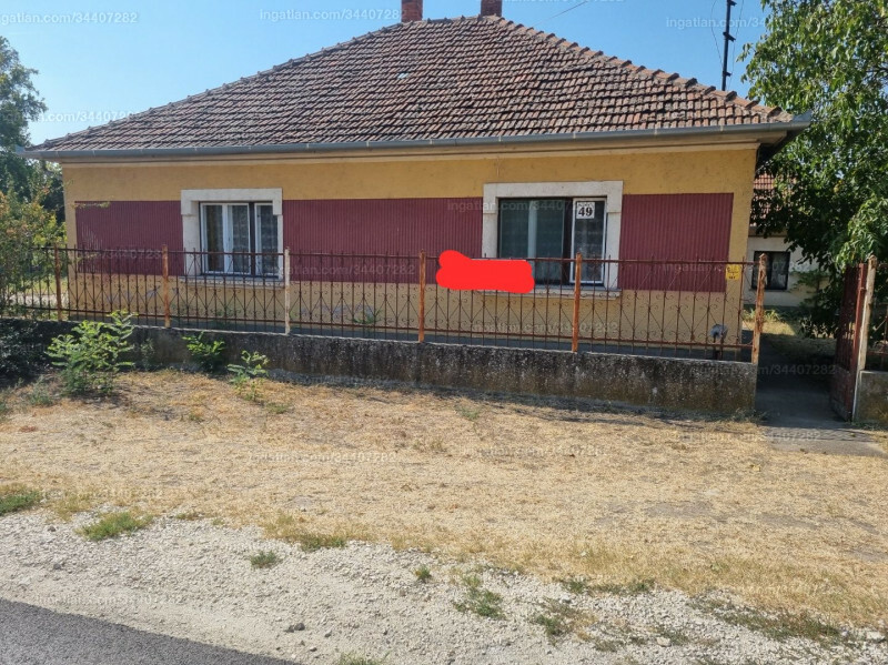Listing photo