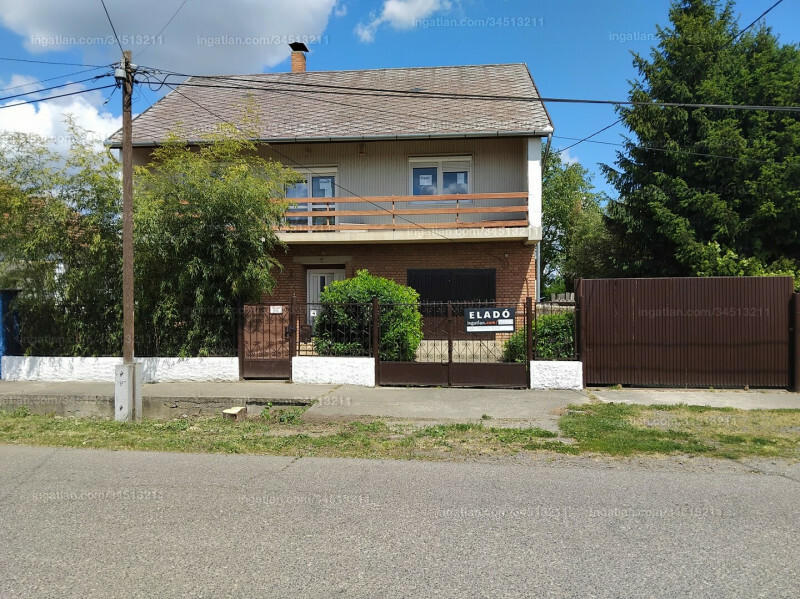 Listing photo