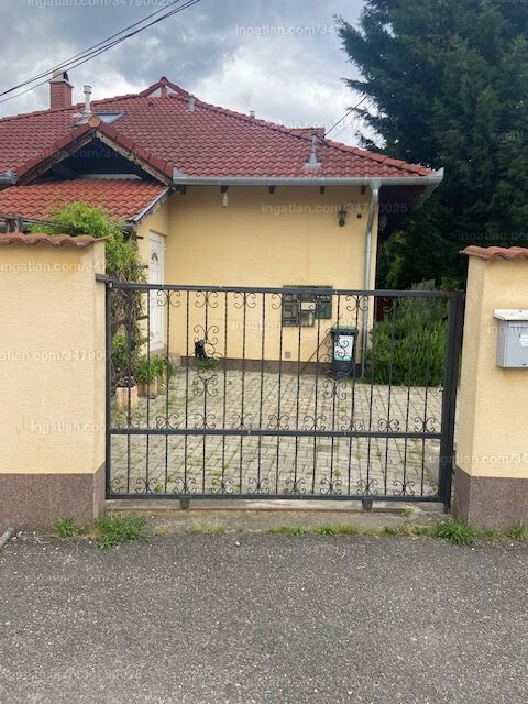 Hirdetés fotója