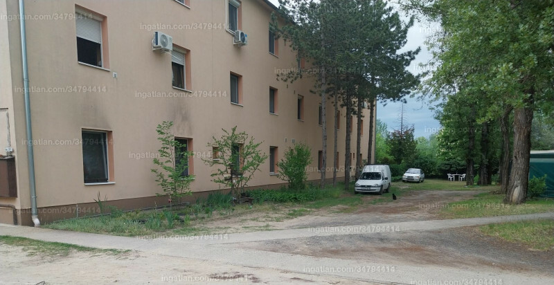Listing photo