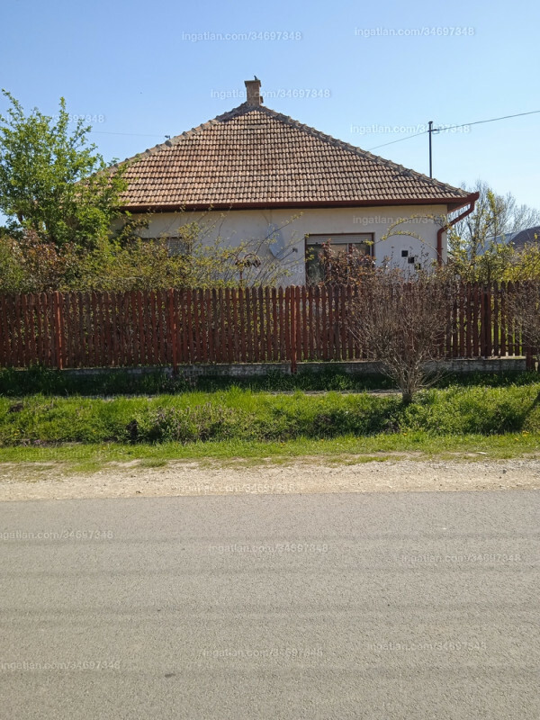 Hirdetés fotója