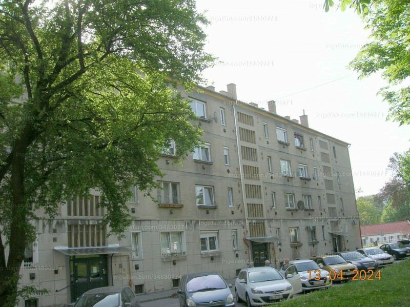 Hirdetés fotója