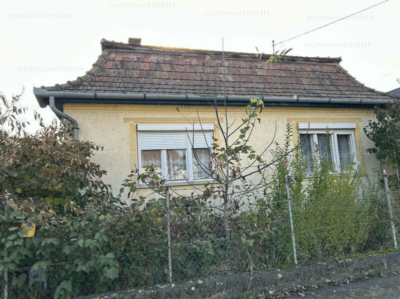 Listing photo