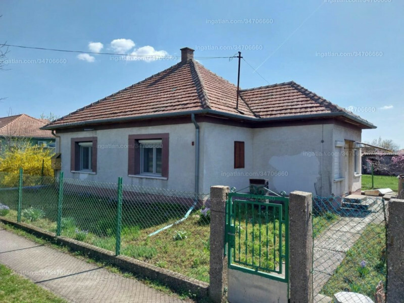 Listing photo