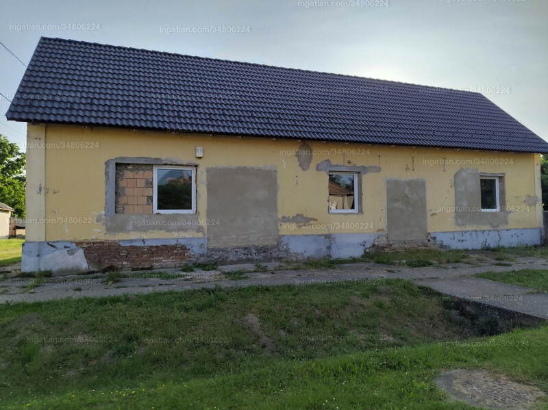 Hirdetés fotója