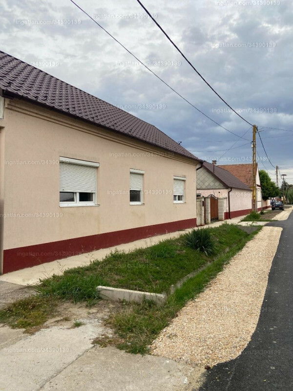 Hirdetés fotója