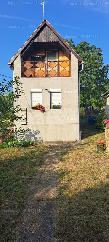 Listing photo