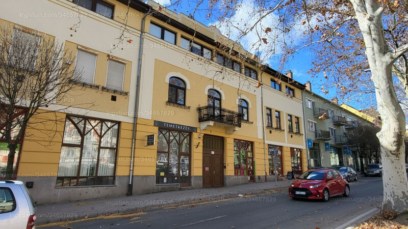 Hirdetés fotója